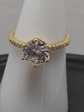 Gold Solitaire Cubic Zirconia Ring with Pavé Band - Gold White